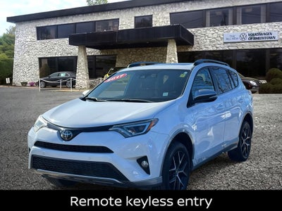 2017 Toyota RAV4 SE