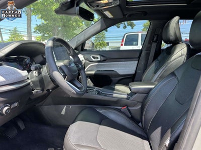 2023 Jeep Compass Latitude Lux