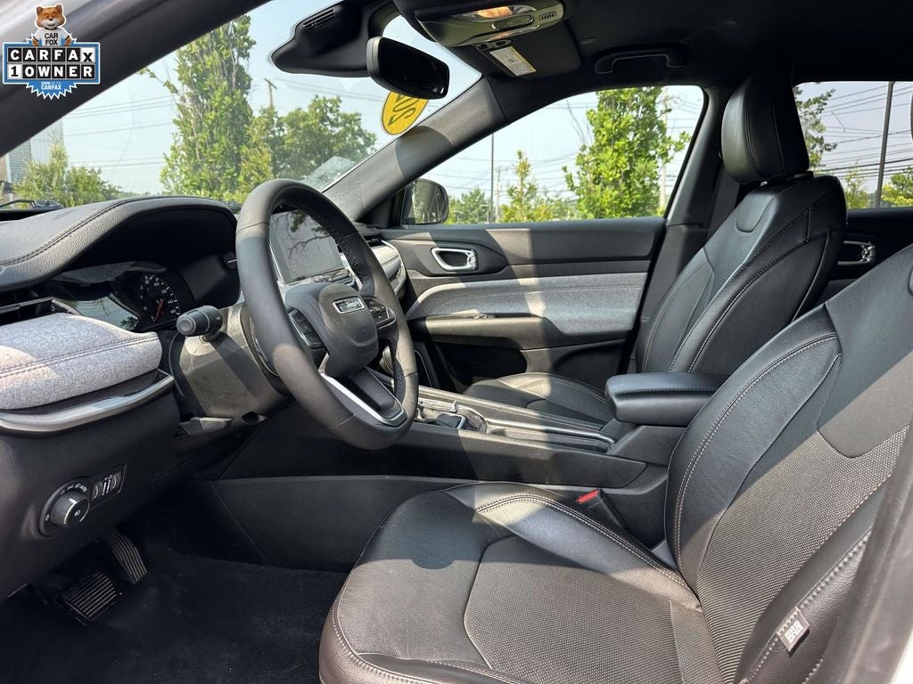 2023 Jeep Compass Latitude Lux