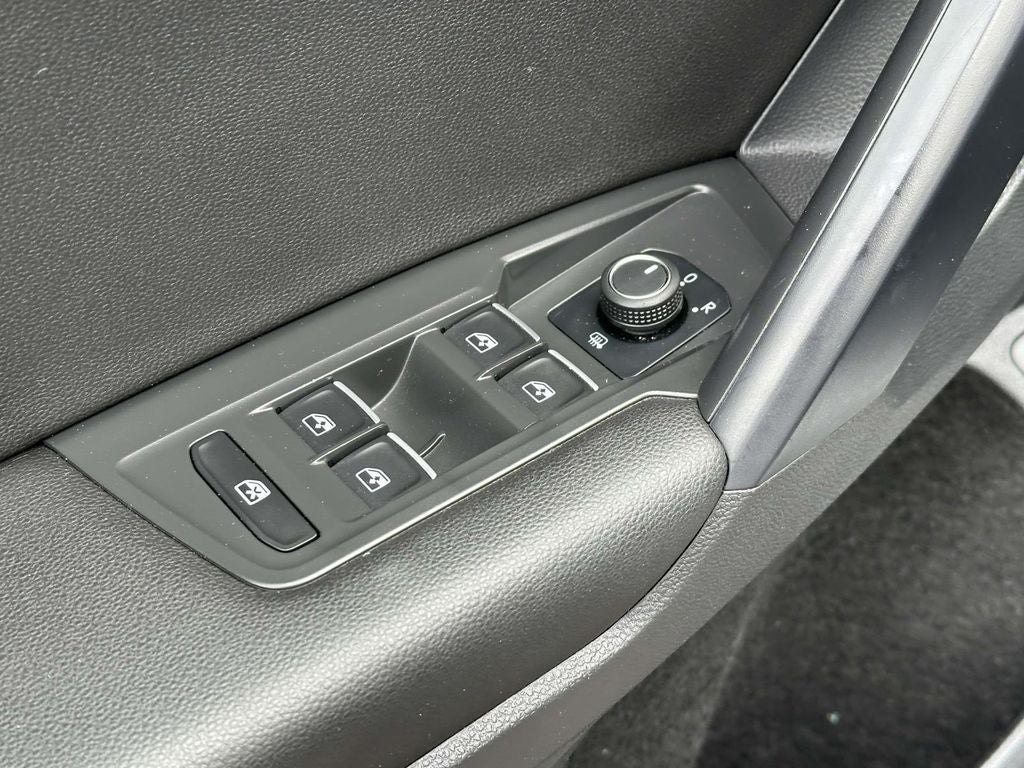 2021 Volkswagen Tiguan 2.0T SEL