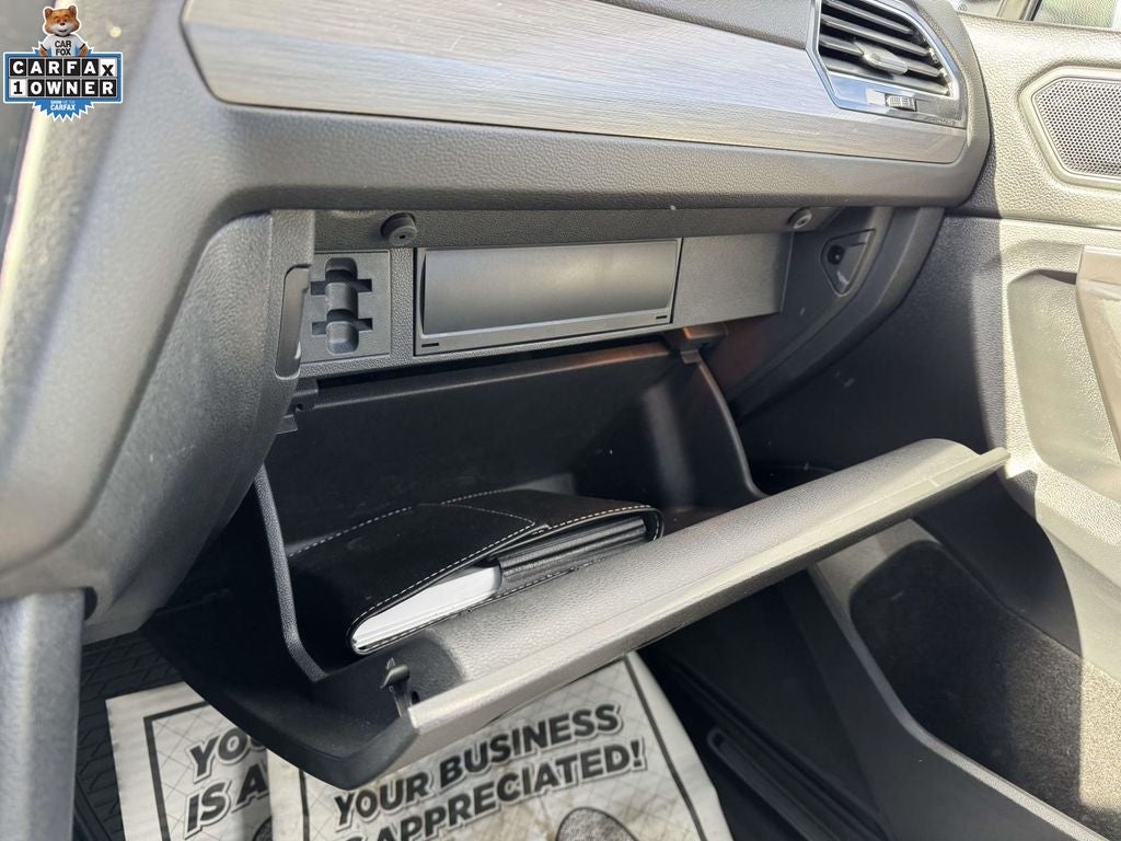 2021 Volkswagen Tiguan 2.0T SE R-Line Black