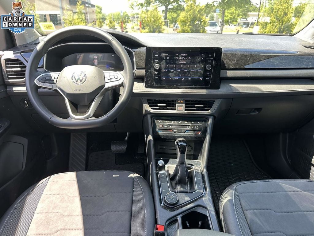 2025 Volkswagen Taos 1.5T SE Black