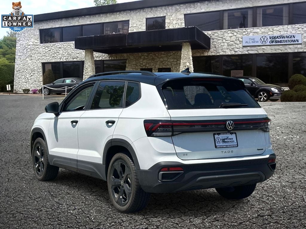 2025 Volkswagen Taos 1.5T SE Black