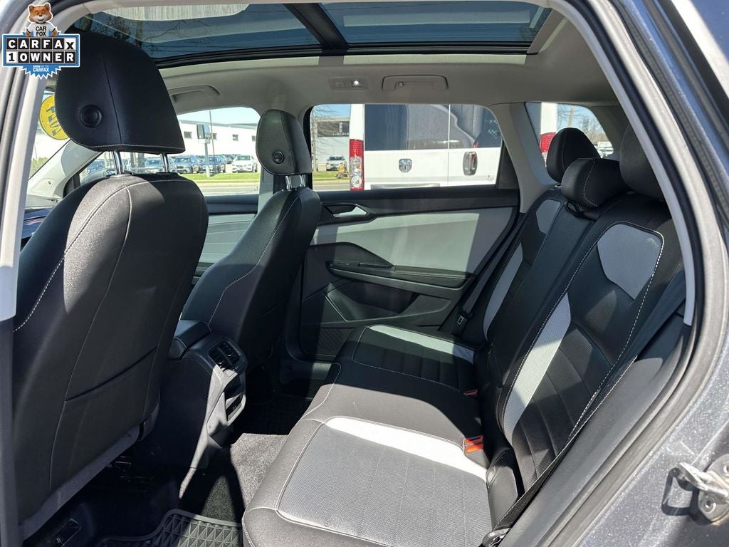 2024 Volkswagen Taos 1.5T SEL