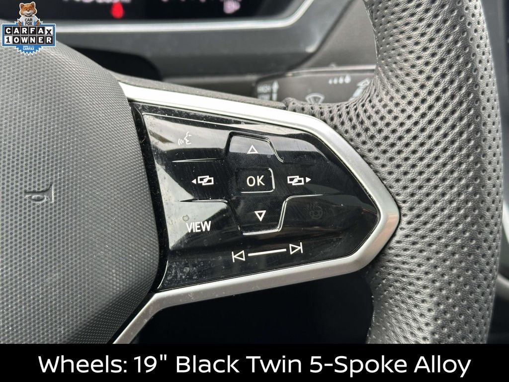 2022 Volkswagen Tiguan 2.0T SE R-Line Black