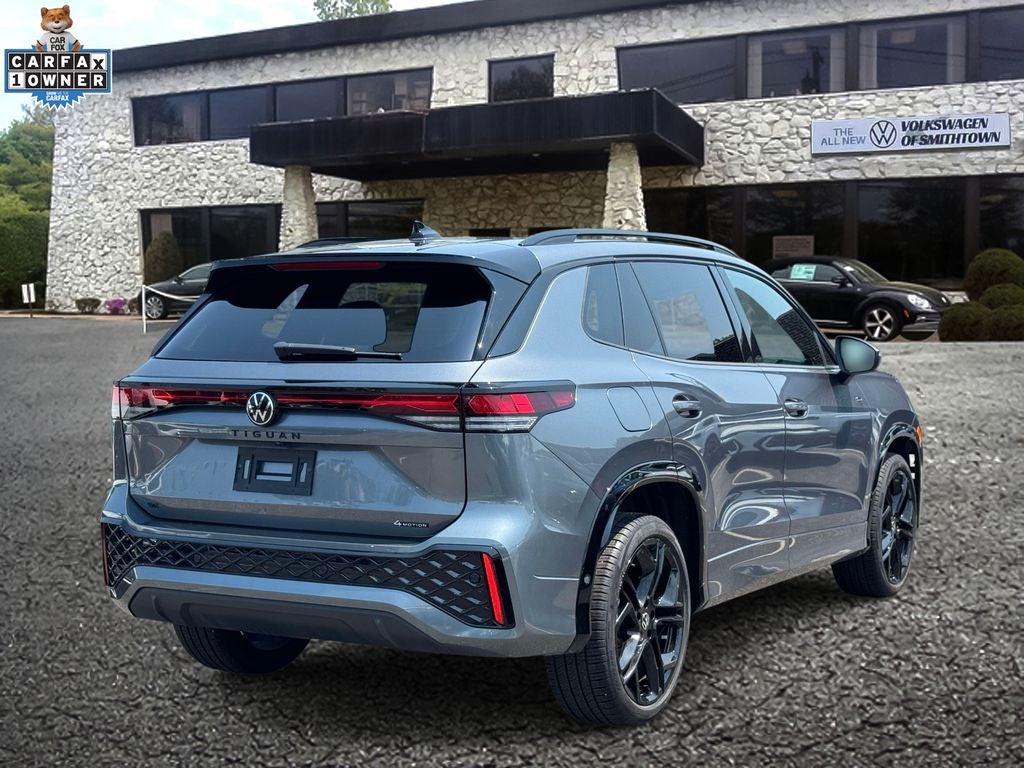 2026 Volkswagen Tiguan 2.0T SE R-Line Black