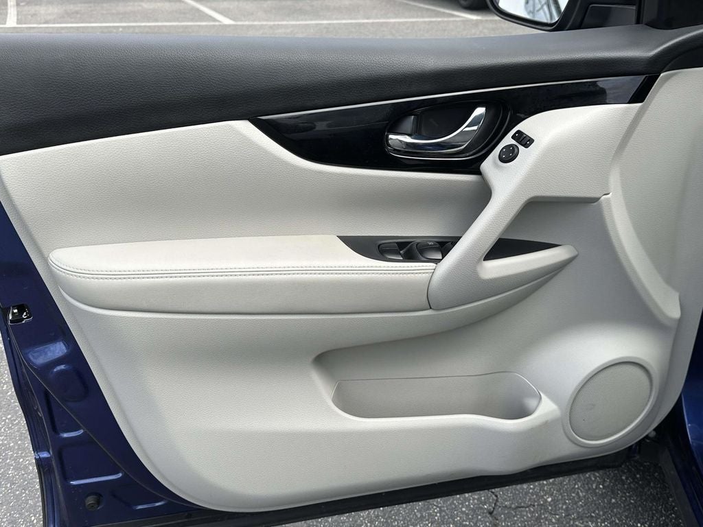 2020 Nissan Rogue Sport SV