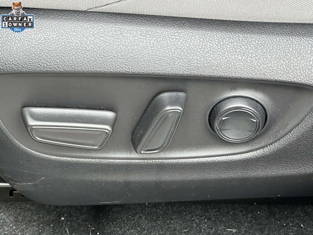 2022 Toyota Venza LE