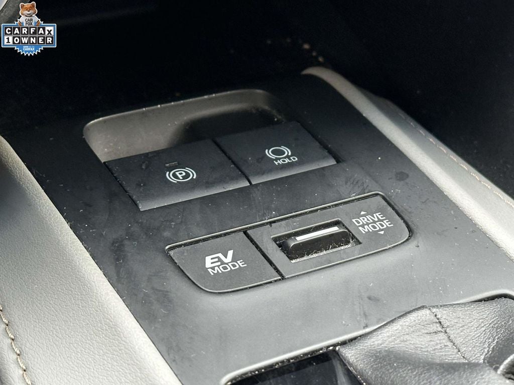 2022 Toyota Venza LE