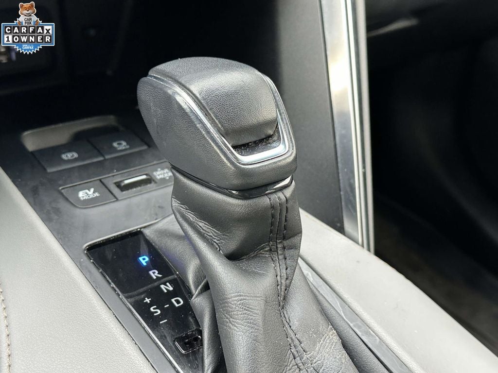 2022 Toyota Venza LE